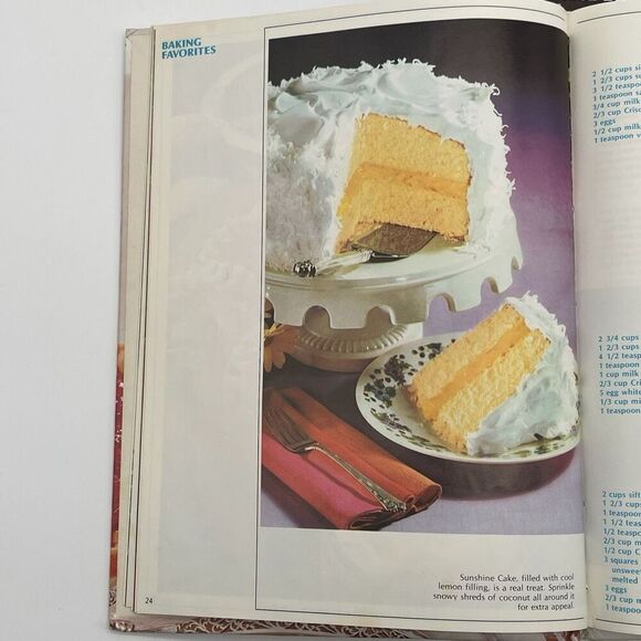 BETTER HOMES AND GARDENS CRISCO'S 2 Book Set Treasury Christmas Crafts & Foods - Picture 14 of 16